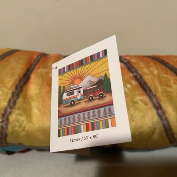 New Happy Camper Throw Blanket and Hand Towel - Picture 6 of 7